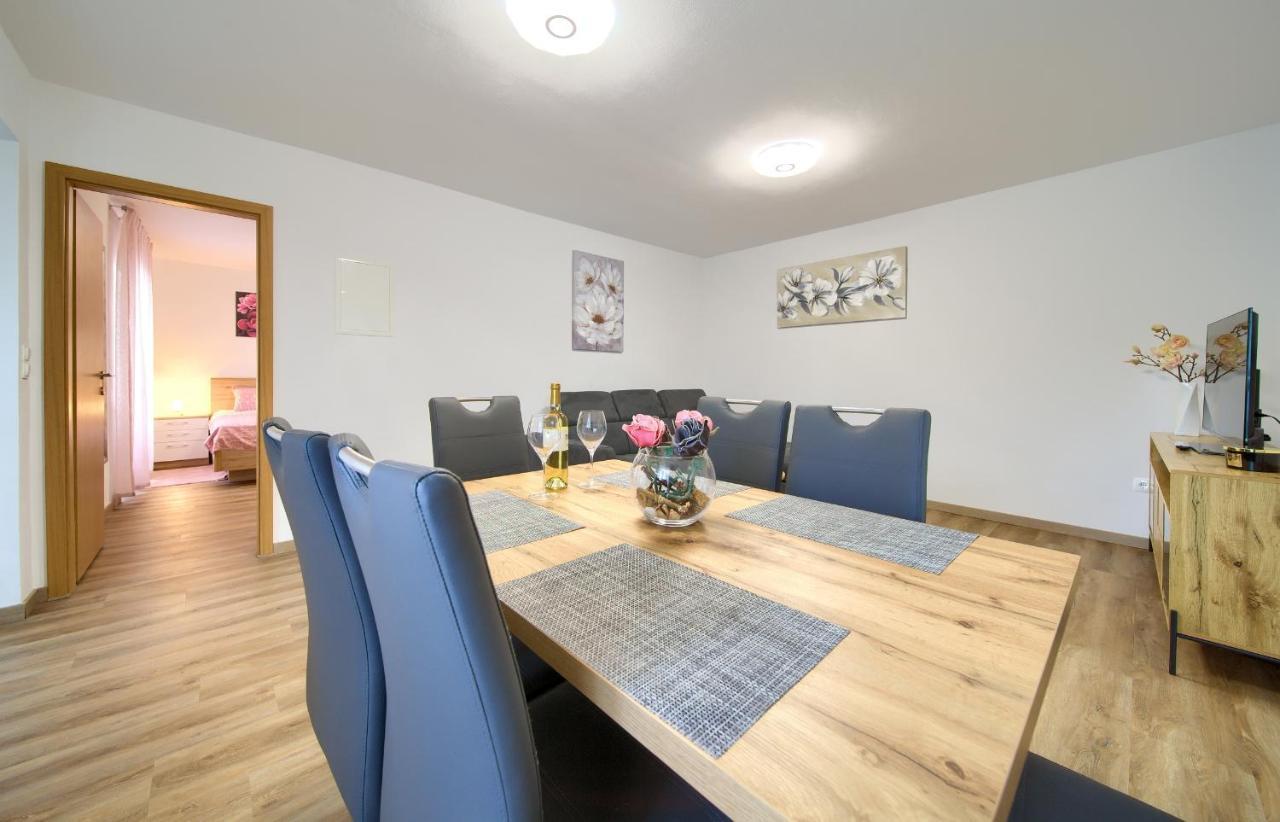 Apartment Mladen 크르크 외부 사진