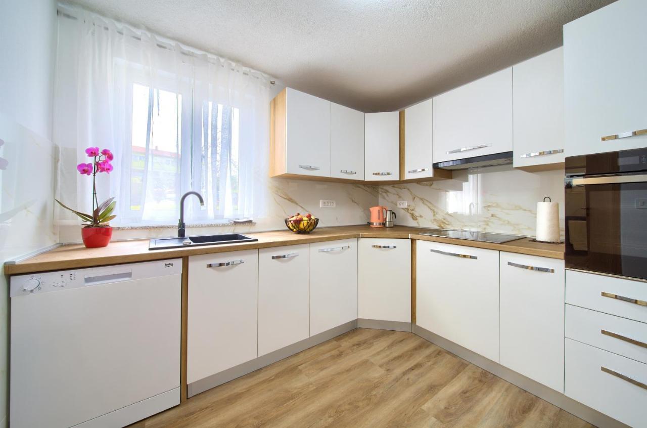 Apartment Mladen 크르크 외부 사진