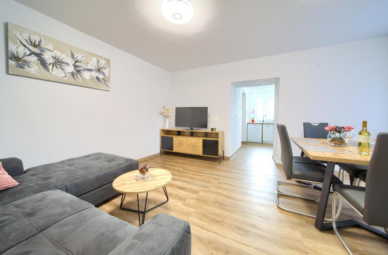 Apartment Mladen 크르크 외부 사진