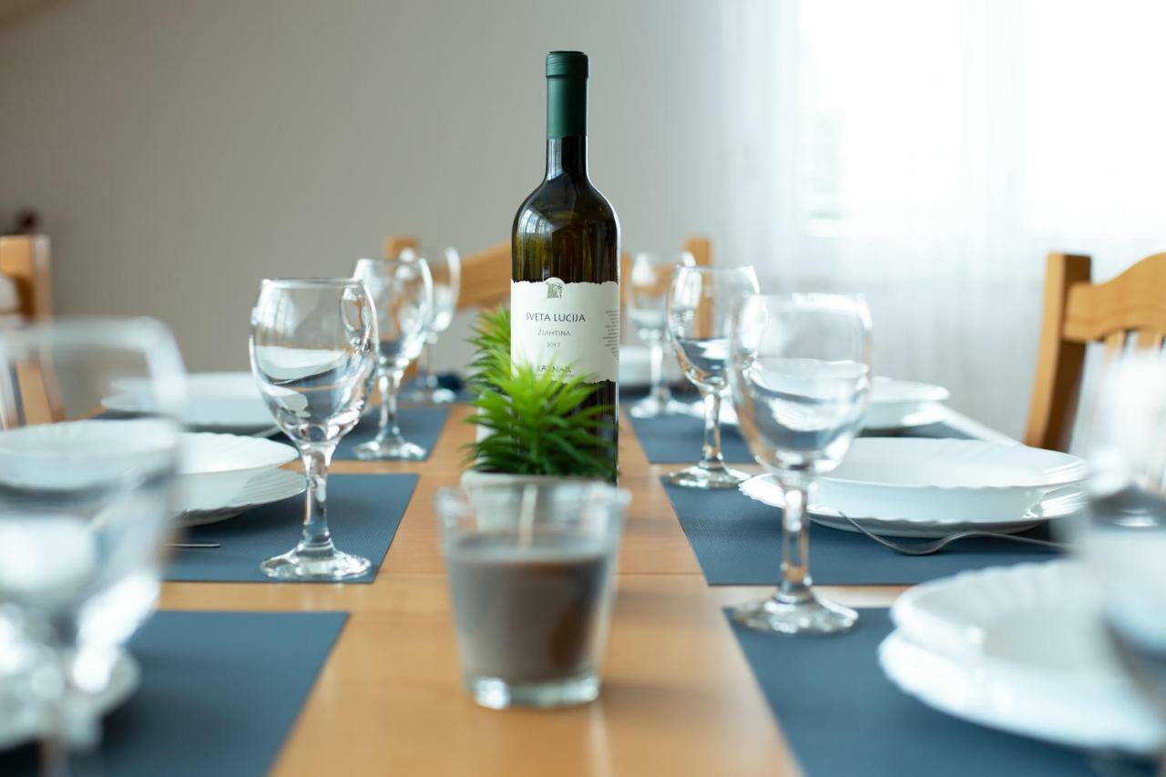 Apartment Mladen 크르크 외부 사진